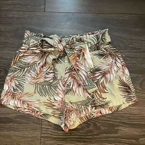 NEW Linen Boho Beach Shorts by April Kill 🌴 SMALL